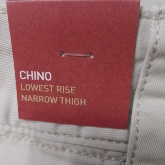 NWT Mossimo chinos size 11, low rise - Picture 6 of 9